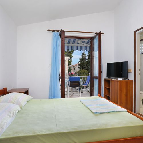 Apartament cu aer condiționat cu balcon cu 1 camera pentru 2 pers. AS-13298-a