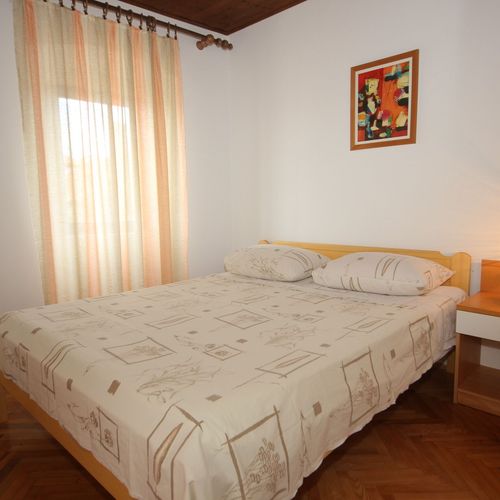 Apartament cu aer condiționat cu balcon cu 1 camera pentru 3 pers. A-8210-c