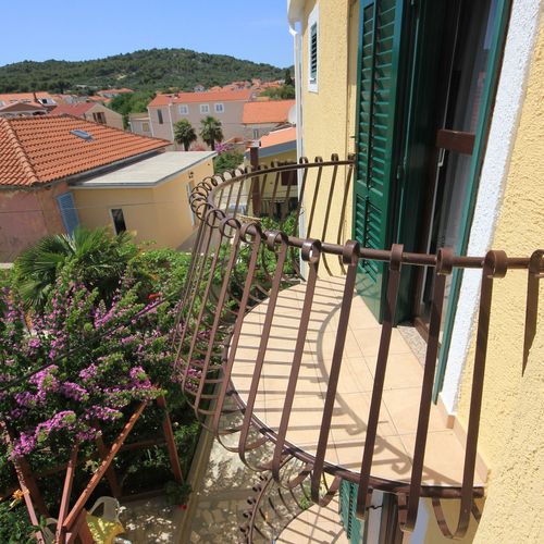 Apartament cu aer condiționat cu balcon cu 1 camera pentru 4 pers. A-8210-d