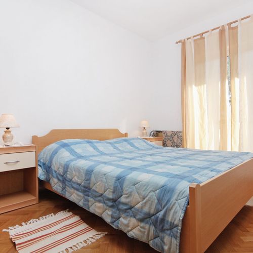 Apartament cu aer condiționat cu balcon cu 1 camera pentru 4 pers. A-5999-b
