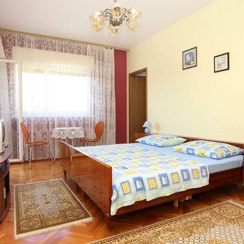 Apartman s klimatizací pro 3 os. s 1 ložnicí s výhledem na moře A-10241-a