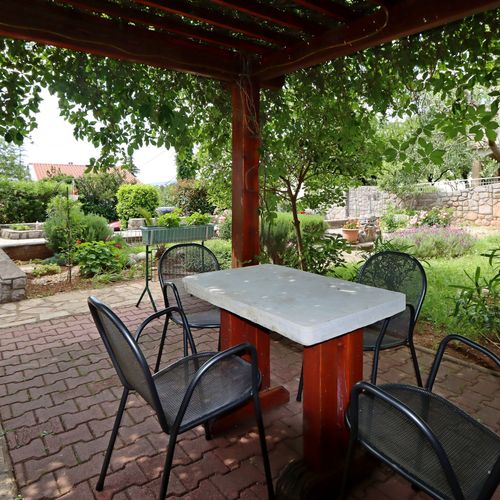 Apartament cu aer condiționat cu balcon cu 3 camere pentru 5 pers. A-5516-a