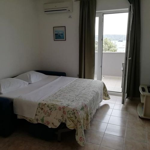 Apartament cu aer condiționat cu vedere spre mare cu 1 camera pentru 4 pers. A-6024-d