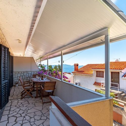 Apartament 4-osobowy z klimatyzacją z widokiem na morze z 2 pomieszczeniami sypialnianymi A-547-d