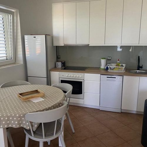 Apartament cu aer condiționat cu balcon cu 1 camera pentru 4 pers. A-5596-b