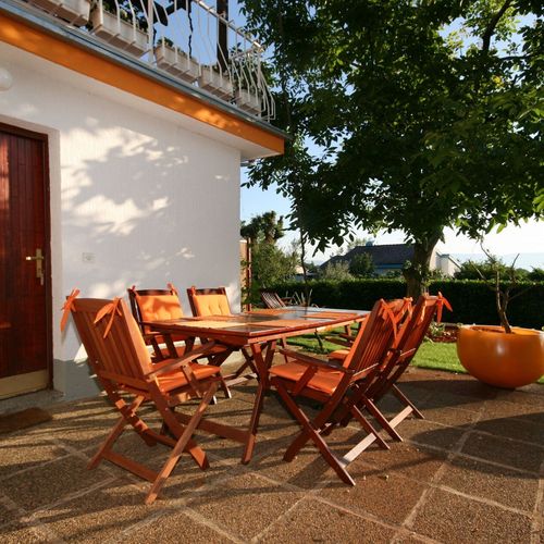 Apartament cu aer condiționat cu vedere spre mare cu 2 camere pentru 4 pers. A-2391-a