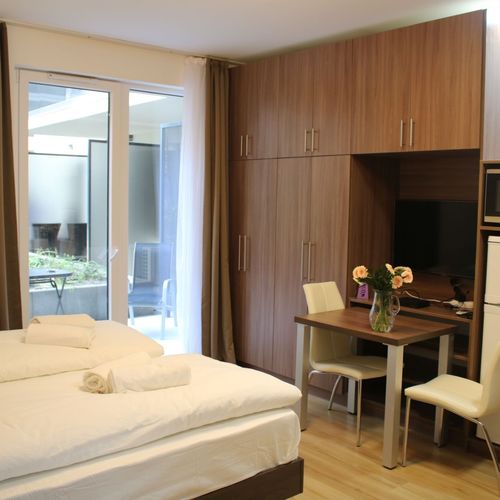 Apartament studio la parter cu 1 camera pentru 2 pers.