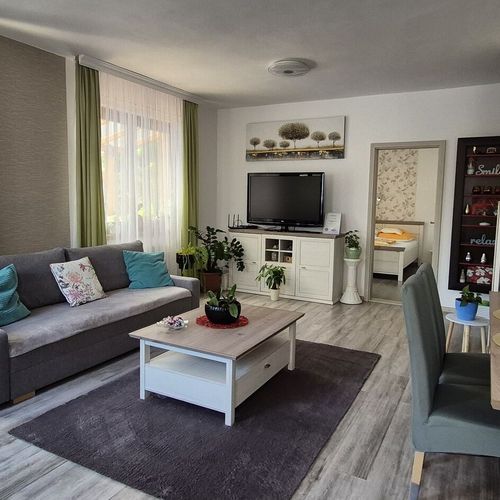 Apartament confort familial(ă) pentru 6 pers. (se inchirieaza doar integral)