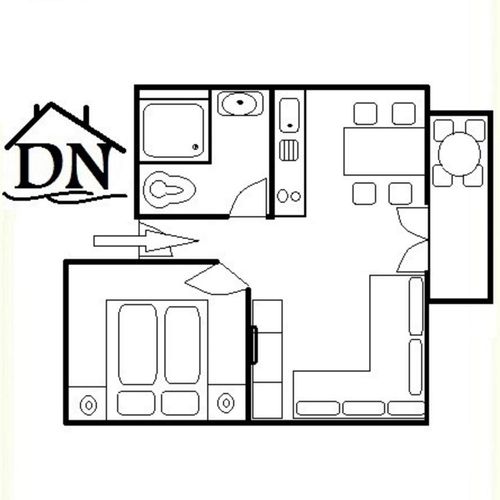 Apartament la etaj cu vedere spre curte cu 2 camere pentru 4 pers.