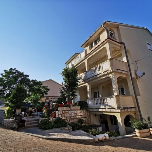 Apartament cu aer condiționat cu terasă cu 2 camere pentru 4 pers. A-4953-a