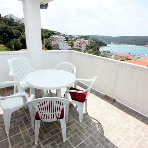 Apartament 6-osobowy z klimatyzacją z widokiem na morze z 2 pomieszczeniami sypialnianymi A-5018-b