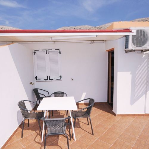 Apartament 4-osobowy z klimatyzacją z widokiem na morze z 1 pomieszczeniem sypialnianym A-6421-b