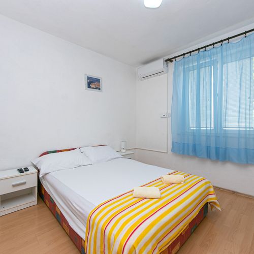 Apartament cu aer condiționat cu terasă cu 1 camera pentru 2 pers. AS-5198-a