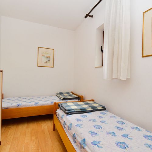 Apartament 4-osobowy na parterze Family z 2 pomieszczeniami sypialnianymi
