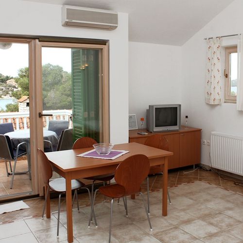 Apartament cu aer condiționat cu terasă cu 1 camera pentru 4 pers. A-4265-c