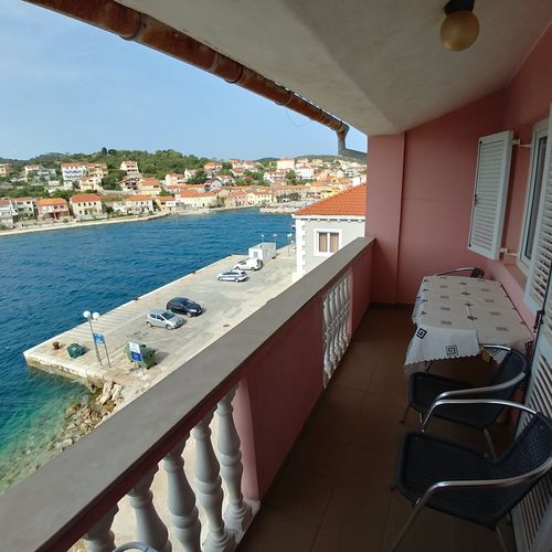 Apartament 4-osobowy z klimatyzacją z widokiem na morze z 1 pomieszczeniem sypialnianym A-443-f