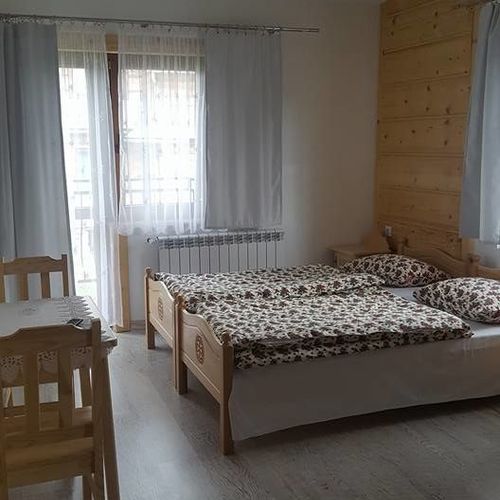 Pokój 4-osobowy na piętrze z balkonem
