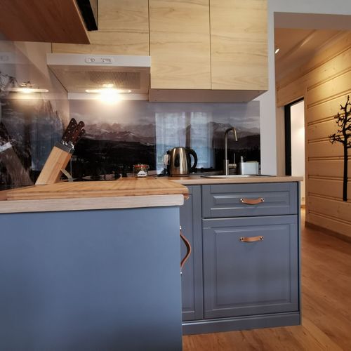 Superior Apartman pro 5 os. se 2 ložnicemi s výhledem na hory