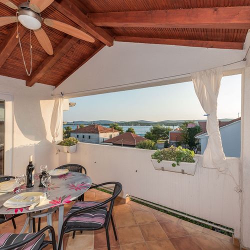 Apartament cu 2 camere pentru 3 pers.