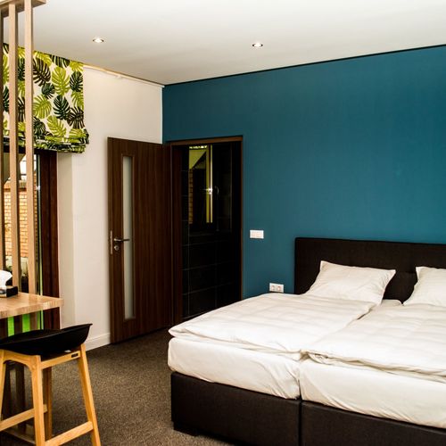 Apartament family la parter cu 1 camera pentru 4 pers.