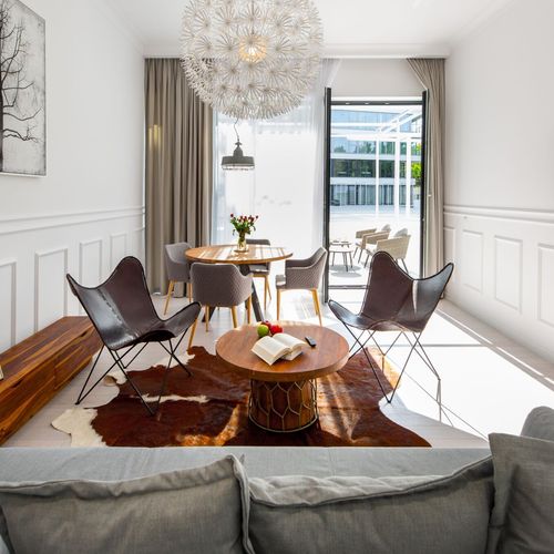 Apartament 4-osobowy Deluxe "A" z 2 pomieszczeniami sypialnianymi