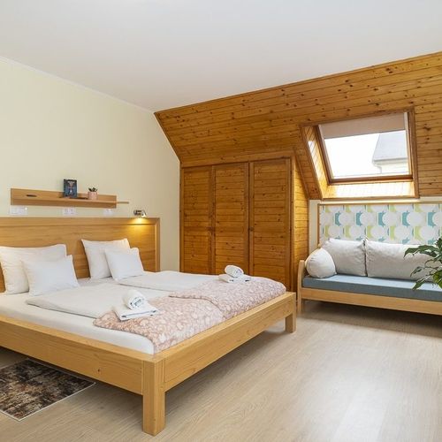 Apartament 4-osobowy Przyjazny podróżom rodzinnym z klimatyzacją z 2 pomieszczeniami sypialnianymi