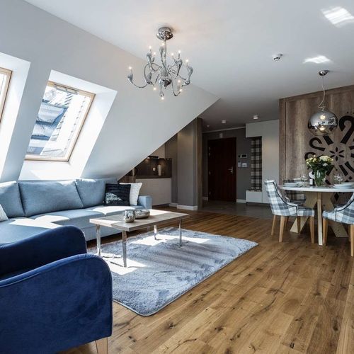 Apartament la etaj cu vedere spre munte cu 2 camere pentru 6 pers.