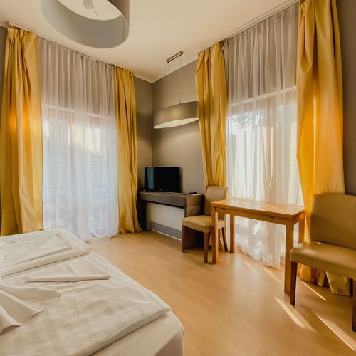 Superior Apartman s manželskou postelí s 1 ložnicí s výhledem do zahrady (s možností přistýlky)