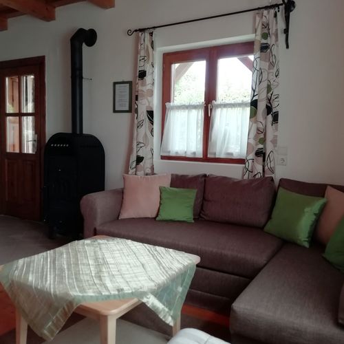 Apartament 4-osobowy cały dom z widokiem na ogród (możliwa dostawka)