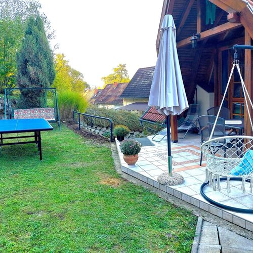Apartament la etaj cu vedere spre pădure cu 2 camere pentru 4 pers.