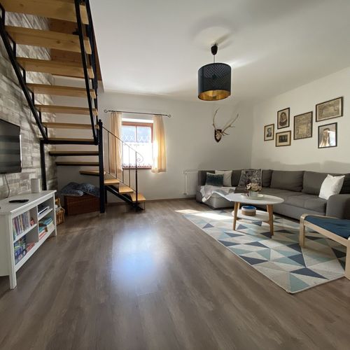 Domek letniskowy 10-osobowy cały dom z widokiem na ogród