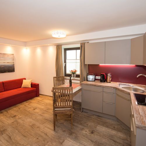 Apartament 2-osobowy na parterze udogodnienia dla niepełnosprawnych z 1 pomieszczeniem sypialnianym (możliwa dostawka)