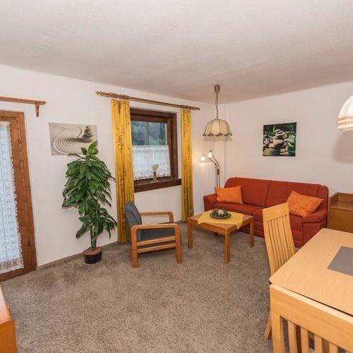 Apartament 4-osobowy Family z balkonem z 2 pomieszczeniami sypialnianymi (możliwa dostawka)