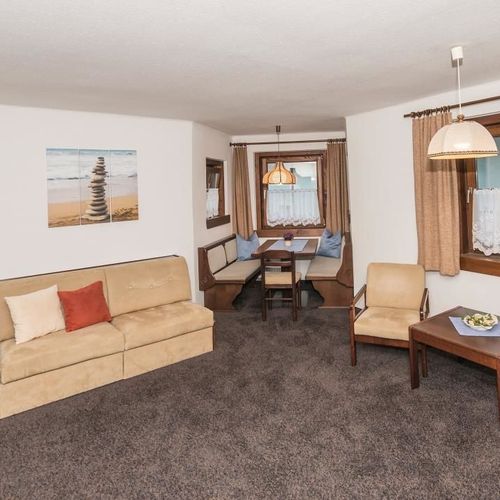 Apartament 7-osobowy Family z balkonem z 3 pomieszczeniami sypialnianymi