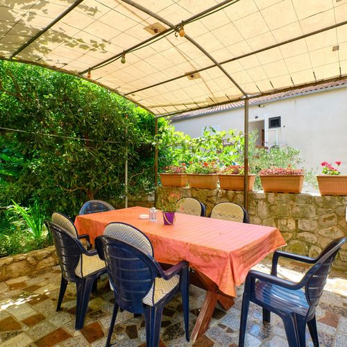 Apartament cu aer condiționat cu terasă cu 2 camere pentru 5 pers. A-2509-a