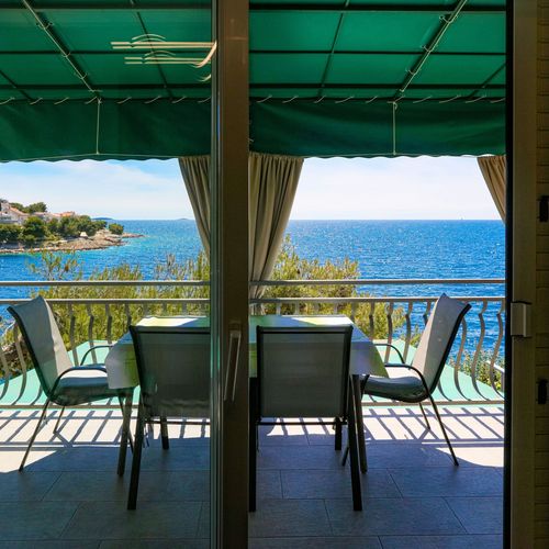 Apartament cu aer condiționat cu vedere spre mare cu 2 camere pentru 5 pers. A-4176-a