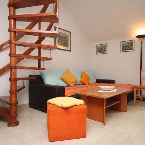 Apartament 8-osobowy z klimatyzacją z widokiem na morze z 2 pomieszczeniami sypialnianymi A-6658-a