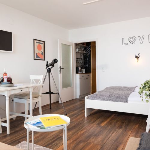 Apartament design cu panoramă cu 2 camere pentru 4 pers.