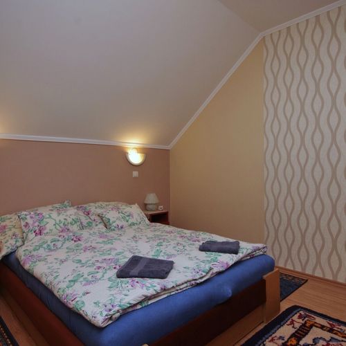 Apartament 2-osobowy z 1 pomieszczeniem sypialnianym (możliwa dostawka)