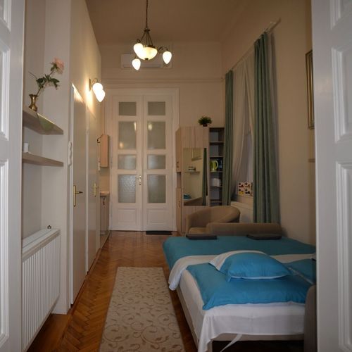 Apartament 6-osobowy na piętrze z widokiem na miasto