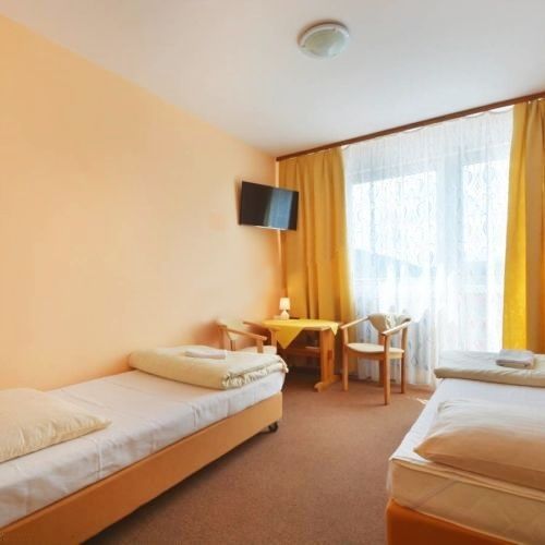 Pokój 2-osobowy na piętrze z widokiem na jezioro