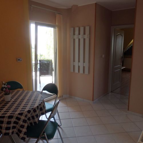 Apartament 3-osobowy na poddaszu z widokiem na dziedziniec z 2 pomieszczeniami sypialnianymi