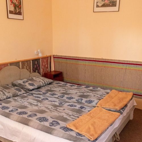 Apartament 5-osobowy na parterze z 2 pomieszczeniami sypialnianymi