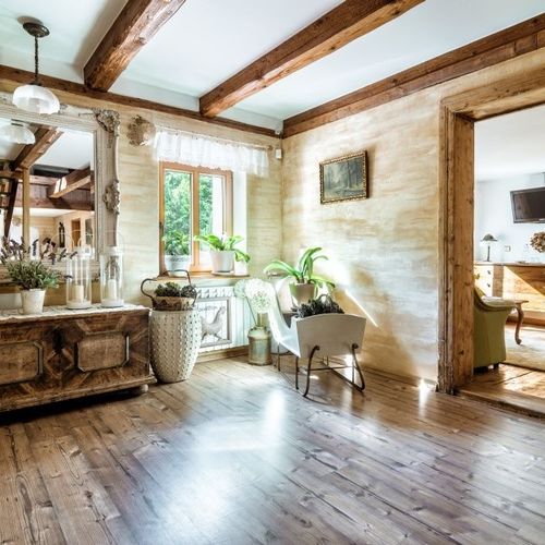 Casă de vacanță familial(ă) cu vedere spre munte pentru 12 pers. (se inchirieaza doar integral)
