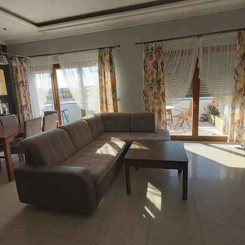 Apartament 8-osobowy na piętrze Family z 3 pomieszczeniami sypialnianymi