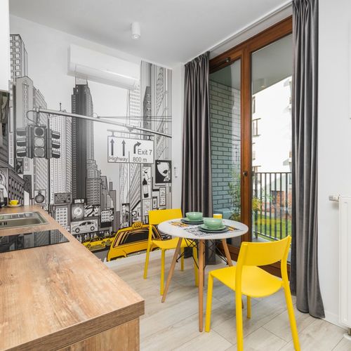 Apartament 3-osobowy Superior z balkonem z 2 pomieszczeniami sypialnianymi