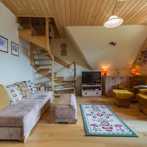 Apartament 6-osobowy z widokiem na góry z 2 pomieszczeniami sypialnianymi