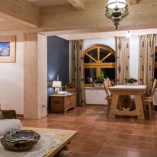 Apartament 4-osobowy z 2 pomieszczeniami sypialnianymi