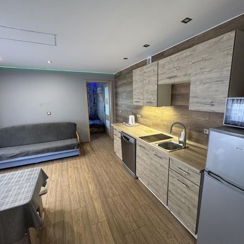 Apartament 5-osobowy na piętrze z widokiem na las z 2 pomieszczeniami sypialnianymi