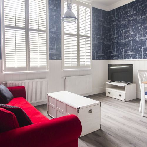 Apartament la etaj cu vedere spre oraș cu 2 camere pentru 4 pers.